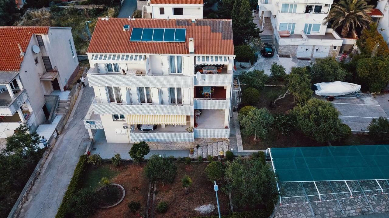 Apartments & Rooms Peranic 诺瓦利娅 外观 照片