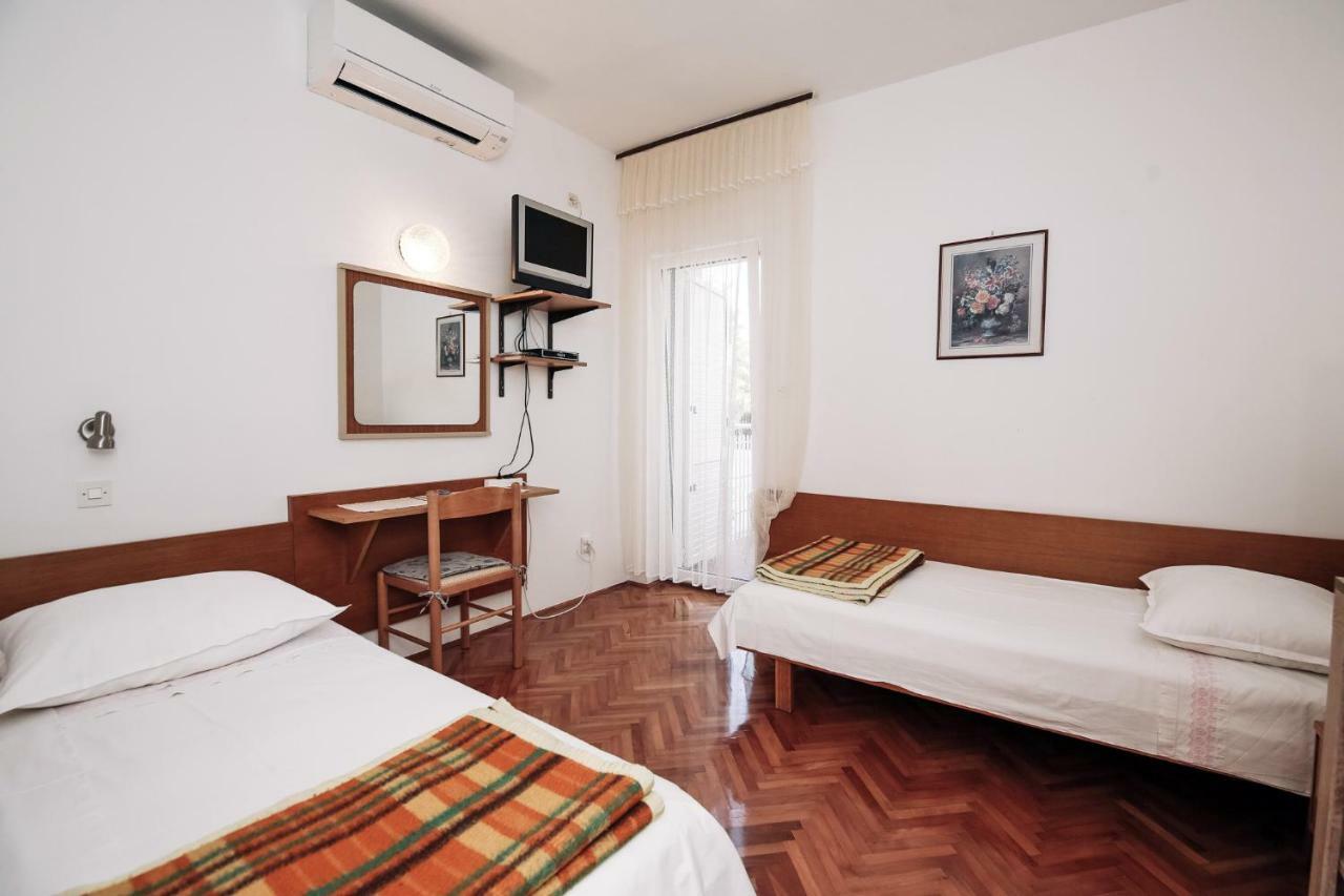 Apartments & Rooms Peranic 诺瓦利娅 外观 照片